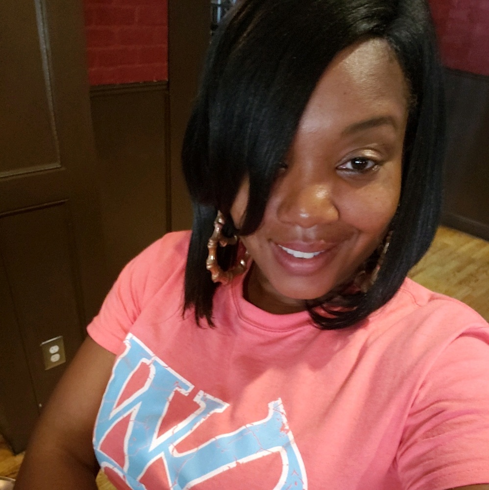 Meet your Posher, Sherika